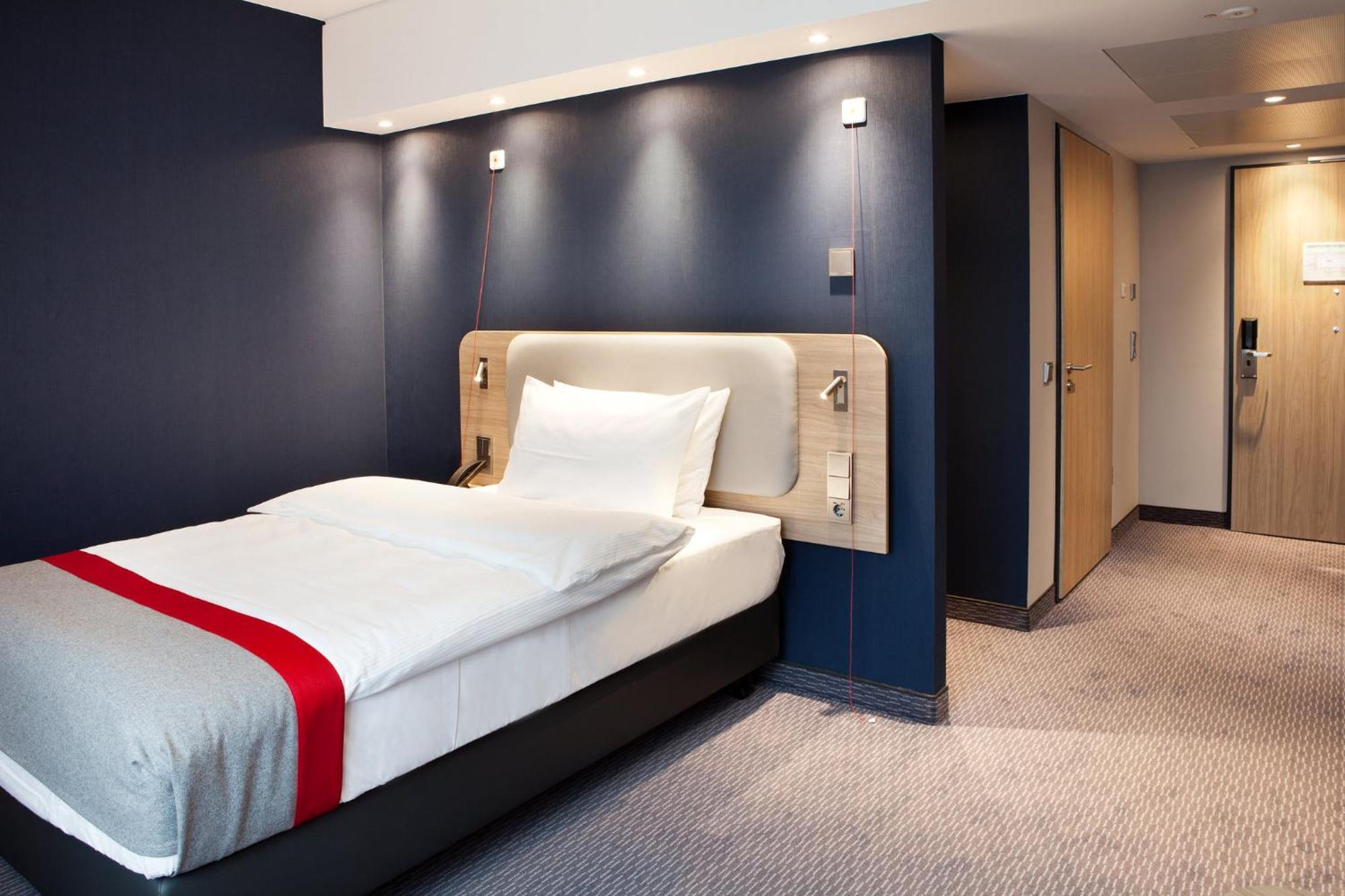 Holiday Inn Express - Remscheid Exterior foto